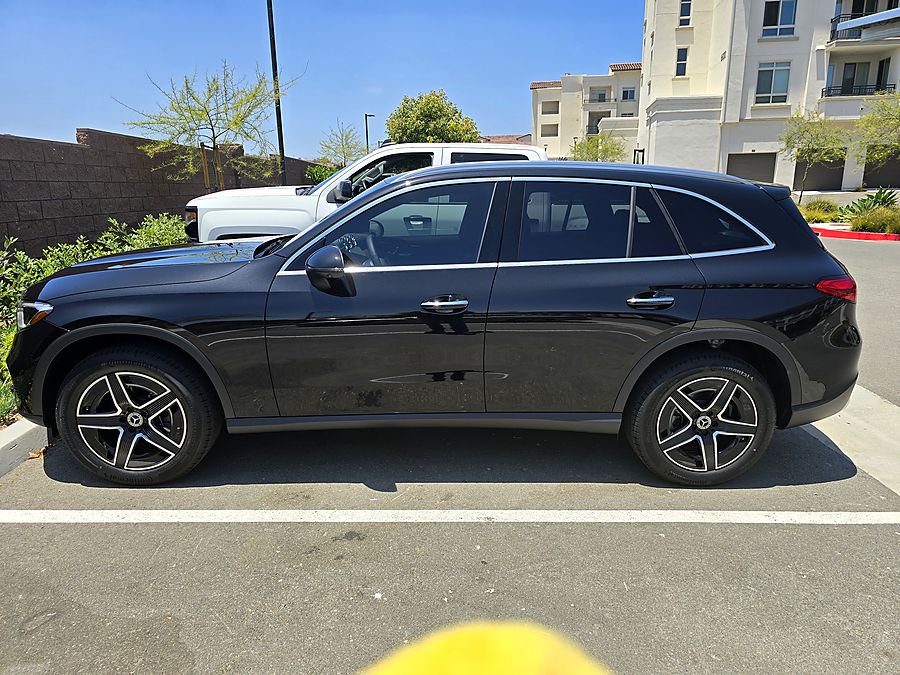 Mercedes-Benz GLC — ceramic tint, chrome trim untouched